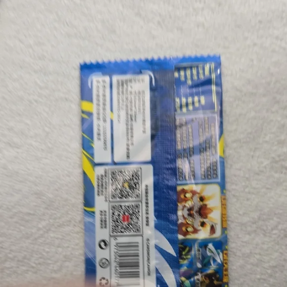Lot of 10 Cardmon Universe Chinese Trading Card Packs (NOT Pokémon) - Picture 3 of 3